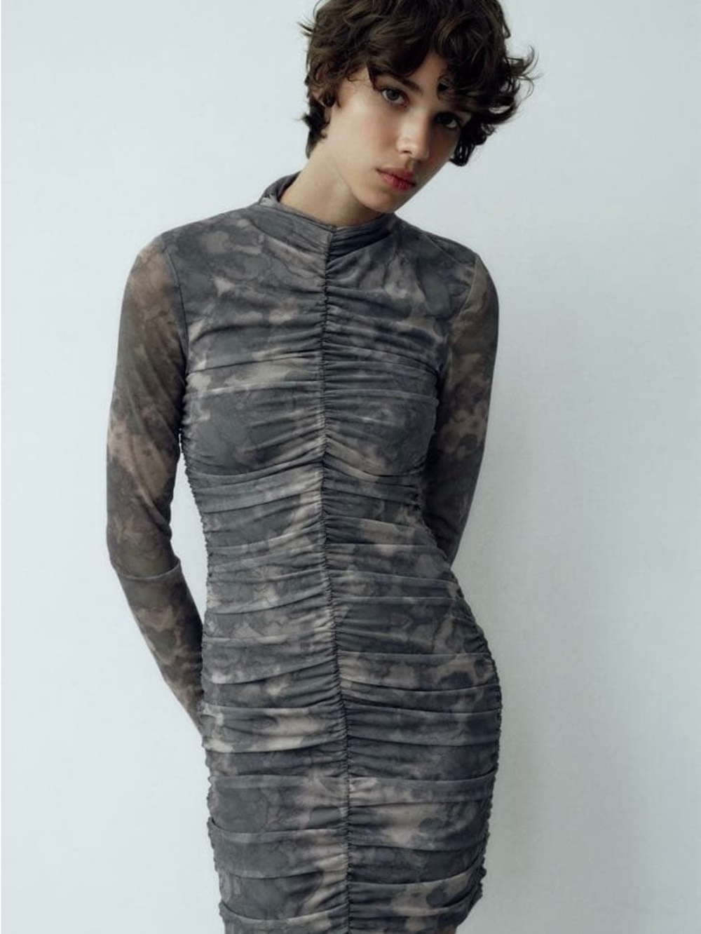 Zara Gray size Small Ruched Long-Sleeve Bodycon Dress